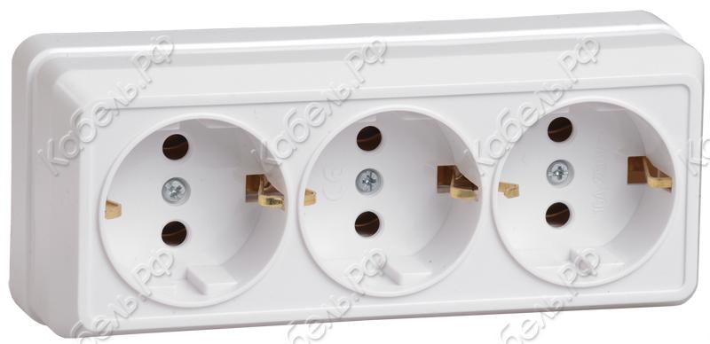 Изображение товара Розетка 3-местная для открытой установки РС23-3-ОБ с заземляющим контактом 16А ОКТАВА белый IEK ERO31-K01-16-DC
