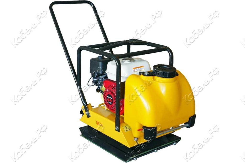 Изображение товара Виброплита С-90 с баком для воды и ковриком, мощность 4,1 кВт, модель ВП90БНКК