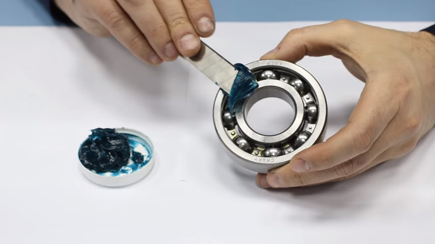 Смазка для подшипников электродвигателей. Смазка для подшипников электродвигателей высокотемпературная. Консистентная смазка для подшипников электродвигателя. Чем смазать подшипник электродвигателя. 200 мл смазка для подшипников.